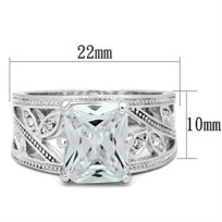 SS024 - Silver 925 Sterling Silver Ring with AAA Grade CZ  in Clear